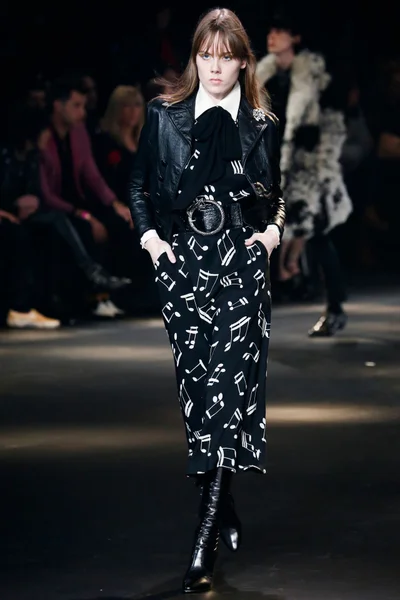 Look 73